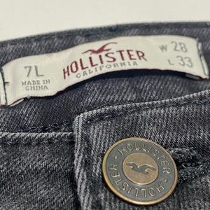 HOLLISTER jeans; Size 7 Long